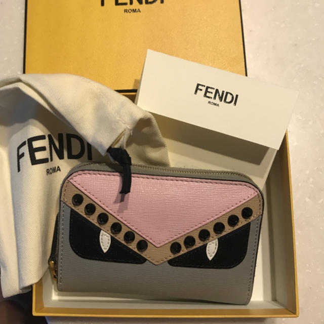 fendi  ミニウォレットレディース