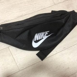 ナイキ(NIKE)のナイキ ウエストバッグ 新品未使用(ボディバッグ/ウエストポーチ)