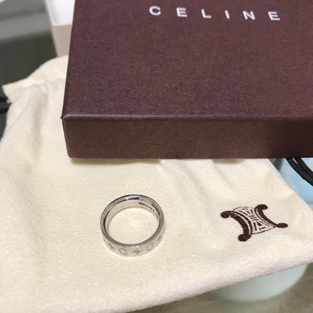 celine(セリーヌ)のセリーヌ 指輪 ７号から８号 お箱袋付き レディースのアクセサリー(リング(指輪))の商品写真