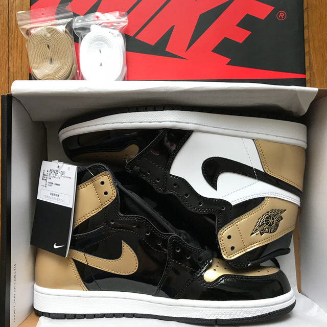 NIKE(ナイキ)のNIKE ARE JORDAN 1 RETRO HIGH OG NRG 25 メンズの靴/シューズ(スニーカー)の商品写真