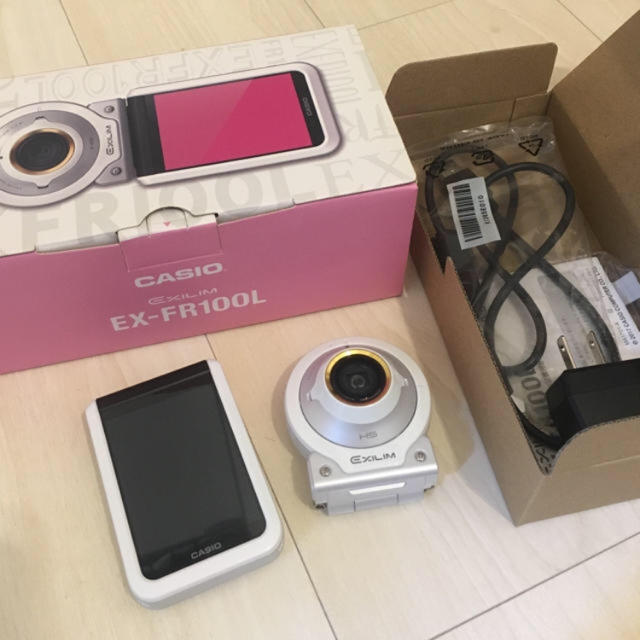 外部メモリー16GBCASIO EXILIM EX- FR100L 美品