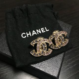 シャネル(CHANEL)のもーみん様専用CHANEL ロゴイヤリング(イヤリング)