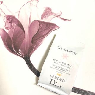 ディオール(Dior)のDior snow ブルームパーフェクトクッションファンデ(ファンデーション)