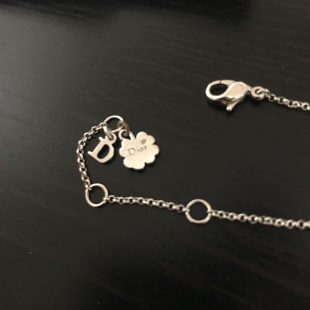 Dior(ディオール)のDiorフラワーモチーフブレスレット レディースのアクセサリー(ブレスレット/バングル)の商品写真