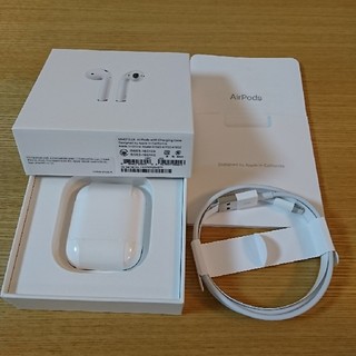 アップル(Apple)のApple AirPods iPhoneイヤホンBluetooth(ヘッドフォン/イヤフォン)