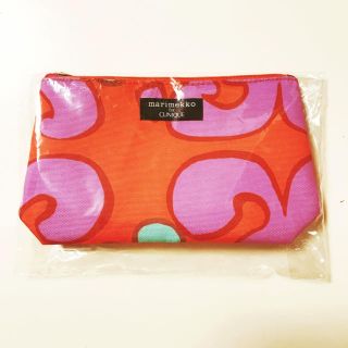 マリメッコ(marimekko)の新品・未開封 クリニーク マリメッコ ポーチ 大きめ 鮮やか ピンク 紫 緑(ポーチ)