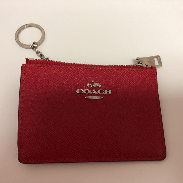 COACH(コーチ)のcoach コーチ レッド カードケース キーホルダー付き レッド  レディースのファッション小物(キーホルダー)の商品写真