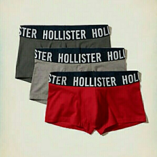 Hollister(ホリスター)のこき様 ホリスター ボクサーパンツ 赤のみ メンズのアンダーウェア(ボクサーパンツ)の商品写真