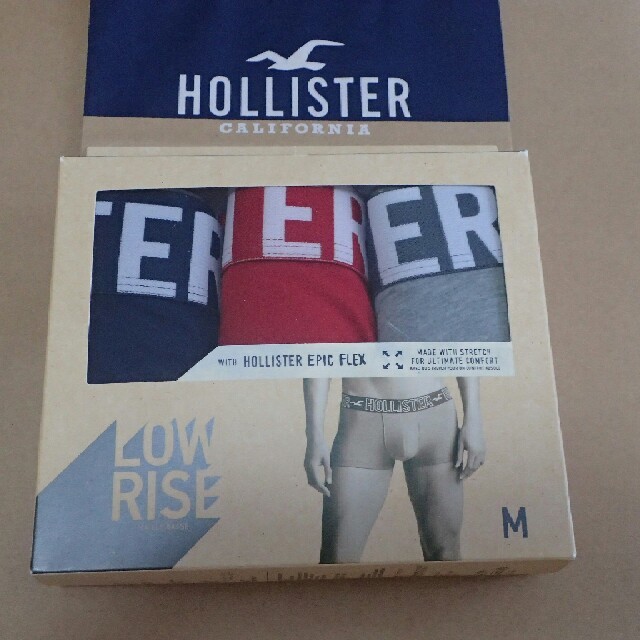Hollister(ホリスター)のこき様 ホリスター ボクサーパンツ 赤のみ メンズのアンダーウェア(ボクサーパンツ)の商品写真
