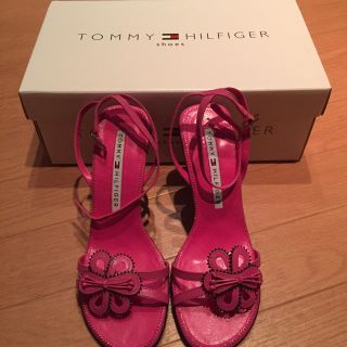 トミーヒルフィガー(TOMMY HILFIGER)の値下げ！新品TOMMY HILFIGER  レザーサンダル(サンダル)