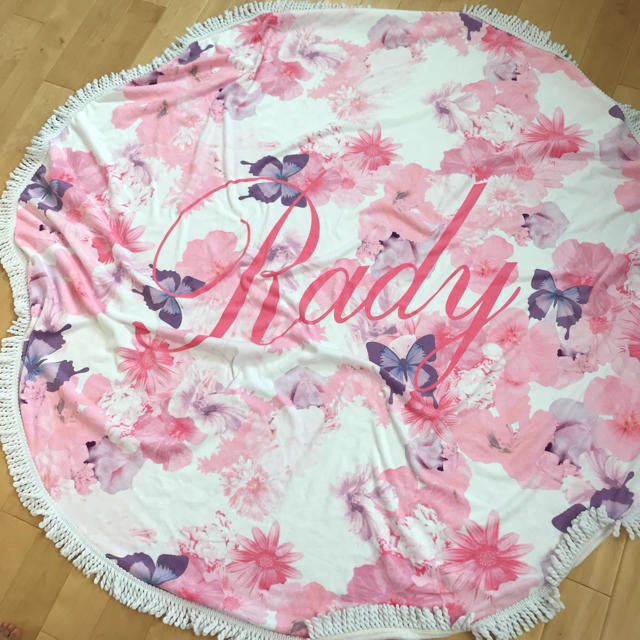 Rady(レディー)のRady♡ラウンドタオル エンタメ/ホビーのコレクション(ノベルティグッズ)の商品写真