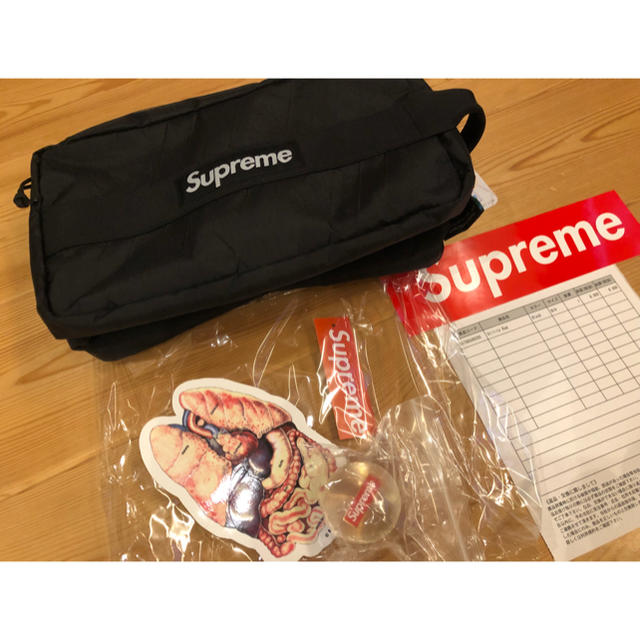 Supreme(シュプリーム)のSUPREME utility bag  18AW  FW  新品未使用正規品 メンズのバッグ(その他)の商品写真