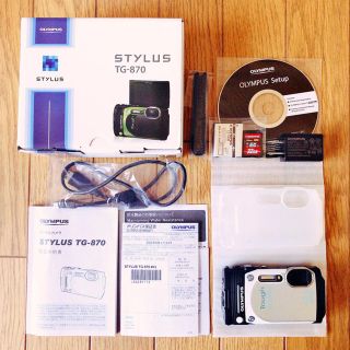 オリンパス(OLYMPUS)のOLYMPUS STYLUS TG-870 Tough 値下げ交渉可(コンパクトデジタルカメラ)