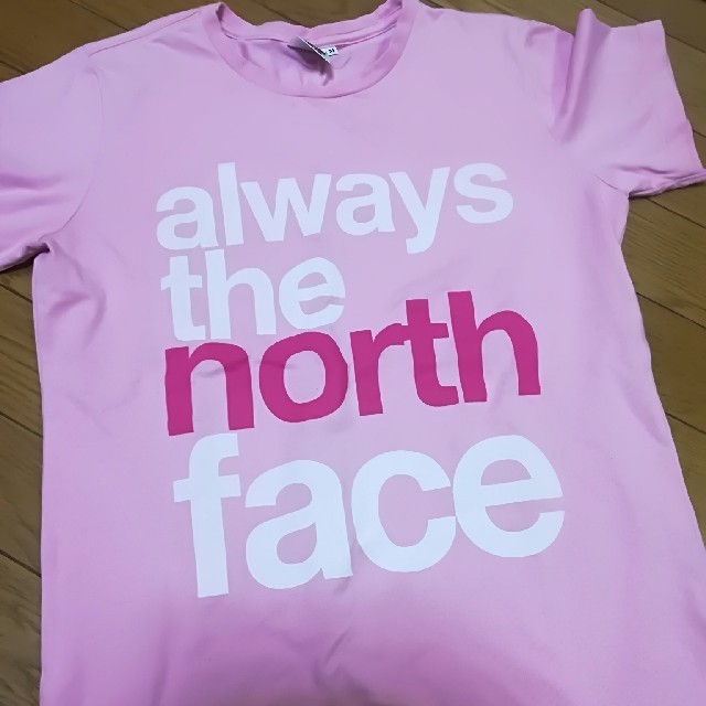 THE NORTH FACE(ザノースフェイス)のTHE NORTH FACE　Tシャツ　ピンク スポーツ/アウトドアのアウトドア(登山用品)の商品写真