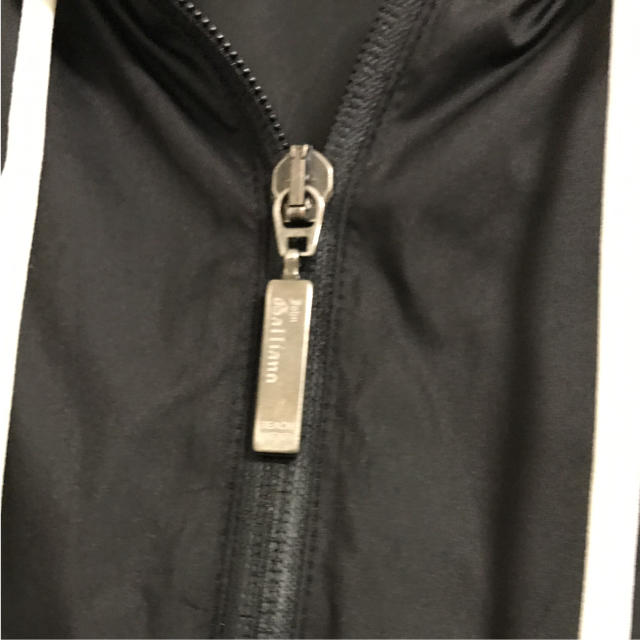 John Galliano(ジョンガリアーノ)の⭐︎ジョンガリアーノ⭐︎ ナイロンパーカー メンズのジャケット/アウター(ナイロンジャケット)の商品写真