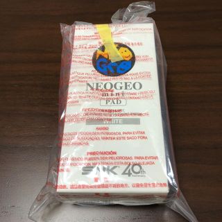 ネオジオ(NEOGEO)のネオジオミニ コントローラー 白(家庭用ゲーム機本体)