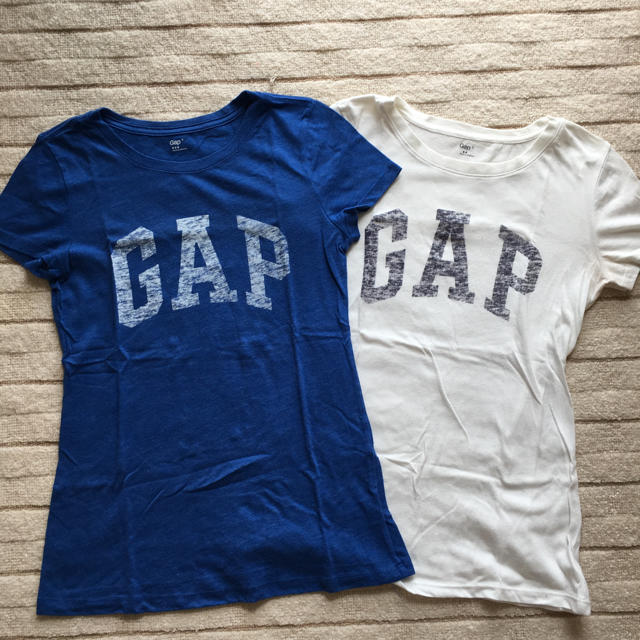 GAP(ギャップ)のGAP トップス レディースのトップス(Tシャツ(半袖/袖なし))の商品写真