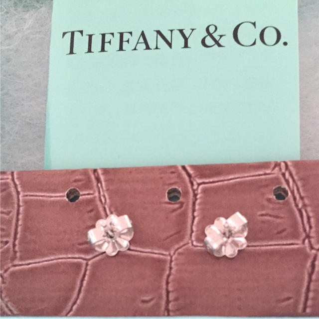 Tiffany & Co.(ティファニー)のお値下げ  ティファニー シグネイチャーダイヤピアス レディースのアクセサリー(ピアス)の商品写真