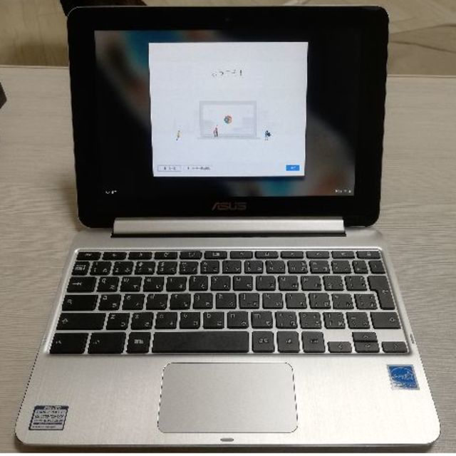 ASUS(エイスース)のASUS Chromebook Flip C101PA スマホ/家電/カメラのPC/タブレット(ノートPC)の商品写真