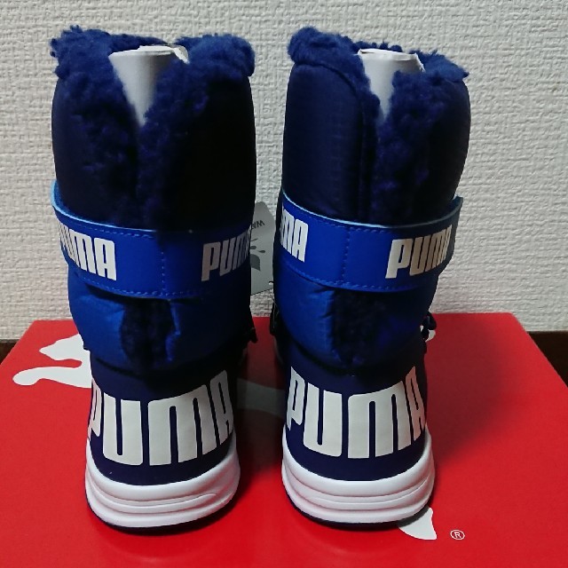 PUMA(プーマ)の新品 未使用 PUMA キッズ ブーツ 21cm プーマ スニーカー キッズ/ベビー/マタニティのキッズ靴/シューズ(15cm~)(ブーツ)の商品写真