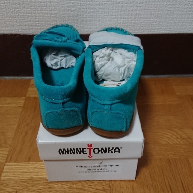 Minnetonka(ミネトンカ)の新品 未使用 MINNETONKA 21cm ミネトンカ モカシン キッズ キッズ/ベビー/マタニティのキッズ靴/シューズ(15cm~)(その他)の商品写真
