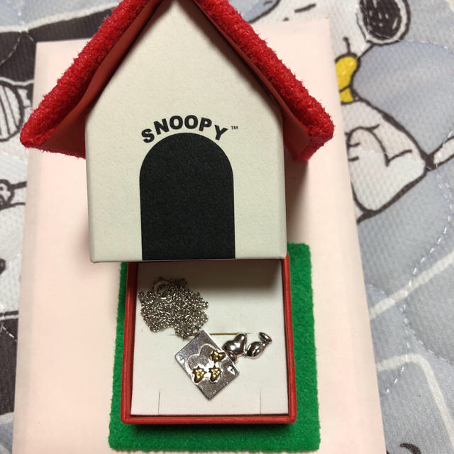 SNOOPY(スヌーピー)の値下げしました‼️スヌーピー ネックレストランプ レディースのアクセサリー(ネックレス)の商品写真