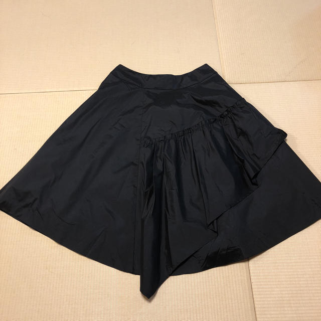 M'S GRACY(エムズグレイシー)のブラックスカート レディースのスカート(ひざ丈スカート)の商品写真