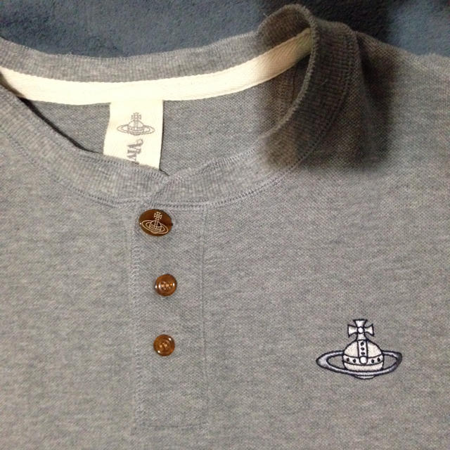 Vivienne Westwood(ヴィヴィアンウエストウッド)のヴィヴィアン ウエストウッド【Tシャツ/メンズ】 メンズのトップス(Tシャツ/カットソー(半袖/袖なし))の商品写真
