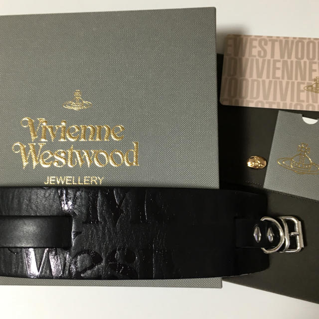 Vivienne Westwood(ヴィヴィアンウエストウッド)の新品 Vivienne Westwood レザーブレスレット レディースのアクセサリー(ブレスレット/バングル)の商品写真