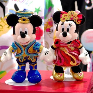 ディズニー(Disney)のミニーぬいぐるみバッジ(35周年バージョン)(キャラクターグッズ)