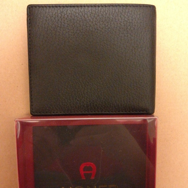 AIGNER(アイグナー)のAIGNER メンズ　折り財布 メンズのファッション小物(折り財布)の商品写真