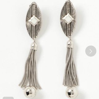 トーガ(TOGA)のtoga motif earring(イヤリング)