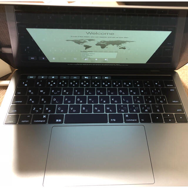 MacBook Pro 13inc 2016 i5 TouchBarのサムネイル