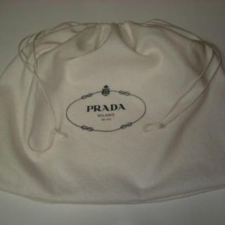 プラダ(PRADA)の♪プラダPRADA 保存袋　巾着　中(ショップ袋)