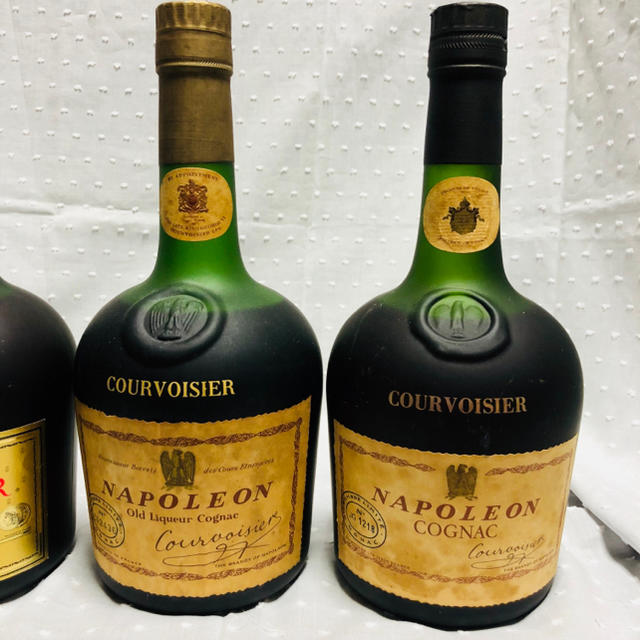 古酒・未開栓】クルボアジェ まとめ売り ナポレオン 旧ボトルあり 古酒・未開栓】クルボアジェ まとめ売り ナポレオン 旧ボトルあり