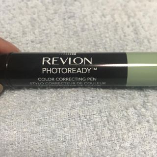 レブロン(REVLON)のレブロン フォトレディ カラーコレクティング ペン コンシーラー グリーン(コンシーラー)