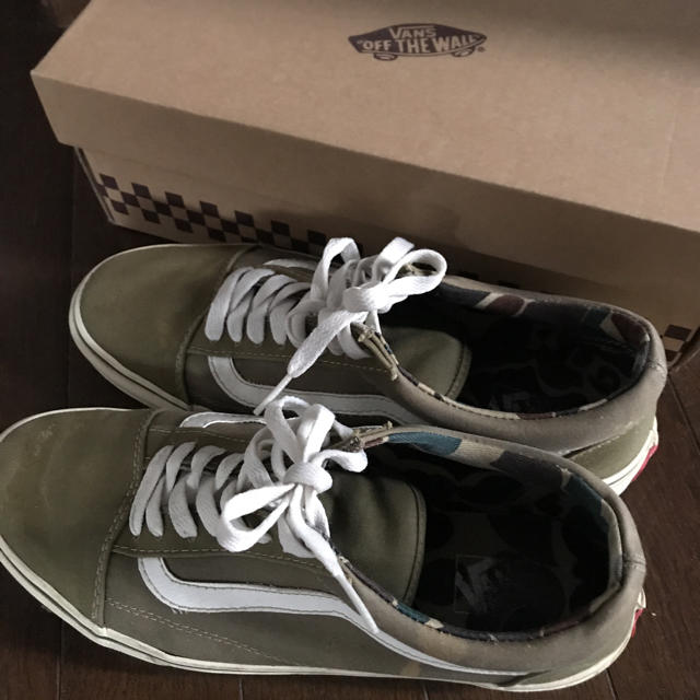 VANS オールドスクール 27cm カーキ色 | フリマアプリ ラクマ