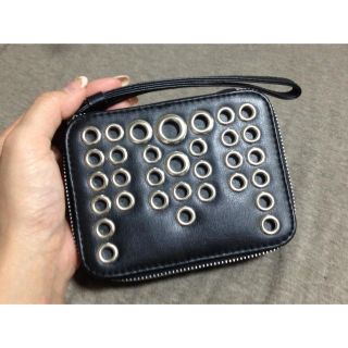 ジバンシィ(GIVENCHY)のGIVENCHYポーチ(ポーチ)