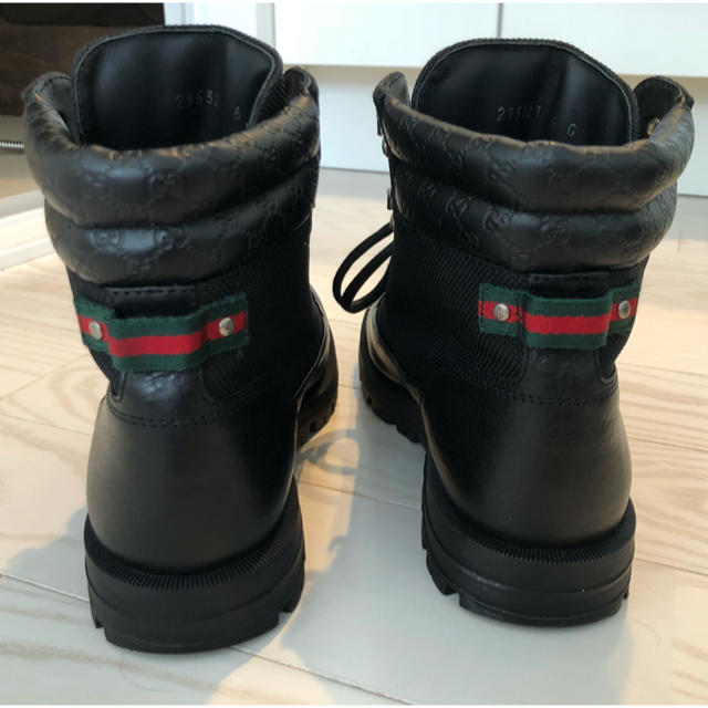 Gucci(グッチ)のgucci デザートブーツ 黒 メンズの靴/シューズ(ブーツ)の商品写真