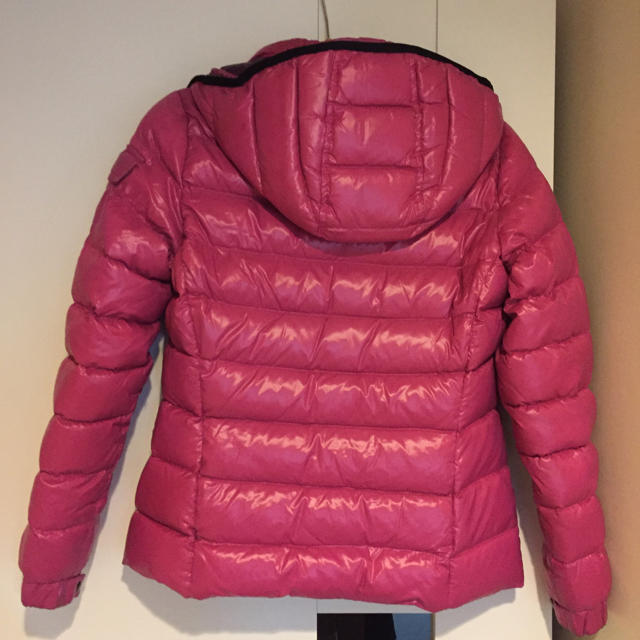 MONCLER(モンクレール)のMONCLERダウン レディースのジャケット/アウター(ダウンジャケット)の商品写真