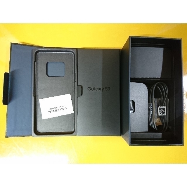 SAMSUNG(サムスン)のau Galaxy S9 SCV38 グレー 新品 未使用  simフリー  スマホ/家電/カメラのスマートフォン/携帯電話(スマートフォン本体)の商品写真