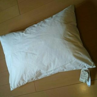 ムジルシリョウヒン(MUJI (無印良品))の無印良品♥ タグ付き まくら 43×63 ポリエチレンフィルム 枕(枕)