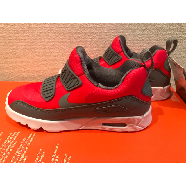 NIKE(ナイキ)の【新品】NIKE ジュニア スニーカー 16㎝  AIR MAX TINY キッズ/ベビー/マタニティのキッズ靴/シューズ(15cm~)(スニーカー)の商品写真