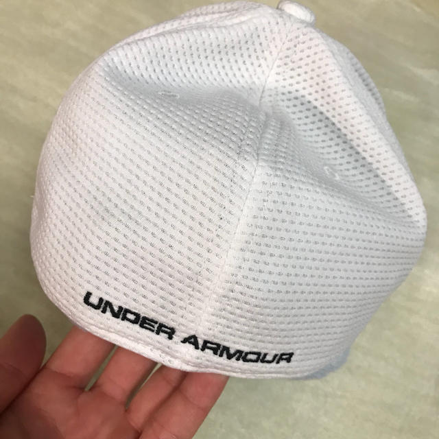 UNDER ARMOUR(アンダーアーマー)の新品未使用 under armour キャップ メンズの帽子(キャップ)の商品写真