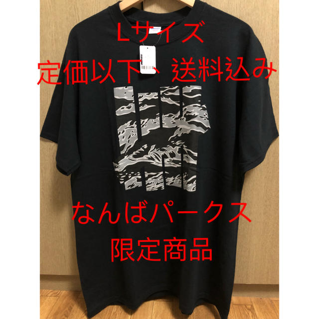 UNDEFEATED(アンディフィーテッド)のundefeated CAMO STRIKES/S tee ブラック Lサイズ メンズのトップス(Tシャツ/カットソー(半袖/袖なし))の商品写真