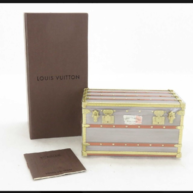 LOUIS VUITTON - 新品★ヴィトン トランク型 ペーパーウエイト 小物入れ VIP顧客限定の通販 by a shop プロフ必読