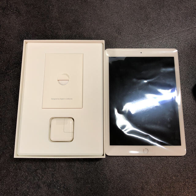 iPad Air Wi-Fi Cellarer MGH72J/A docomo タブレット