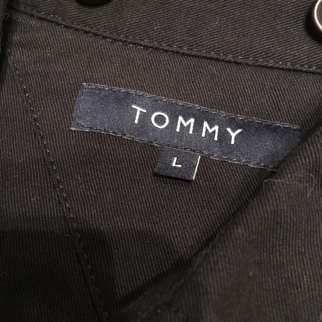 TOMMY(トミー)のTOMMY ジャケットメンズ メンズのジャケット/アウター(ミリタリージャケット)の商品写真