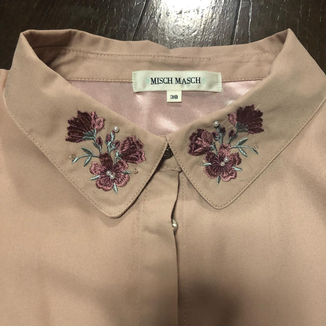 MISCH MASCH(ミッシュマッシュ)のミッシュマッシュ 刺繍衿フレア袖ブラウス  レディースのトップス(シャツ/ブラウス(長袖/七分))の商品写真