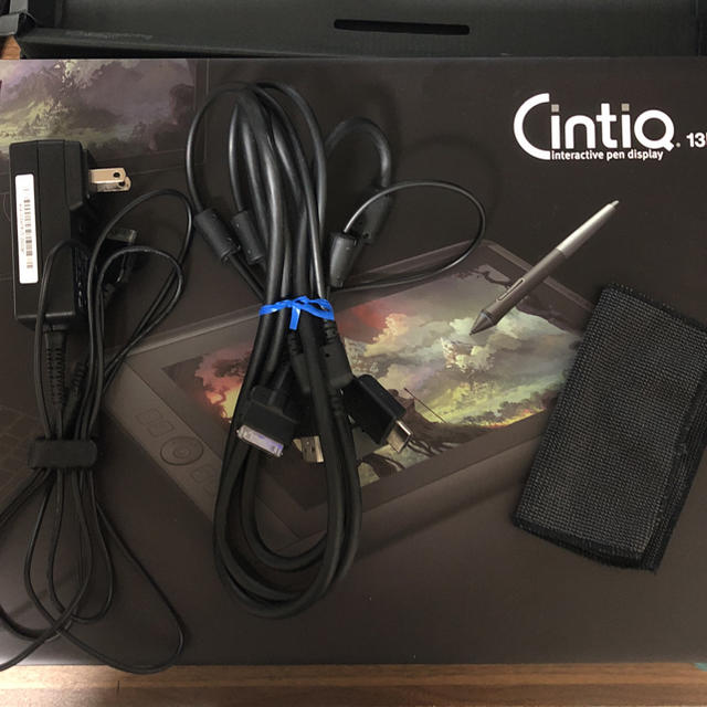 Wacom(ワコム)のcintiq 13HD スマホ/家電/カメラのPC/タブレット(タブレット)の商品写真